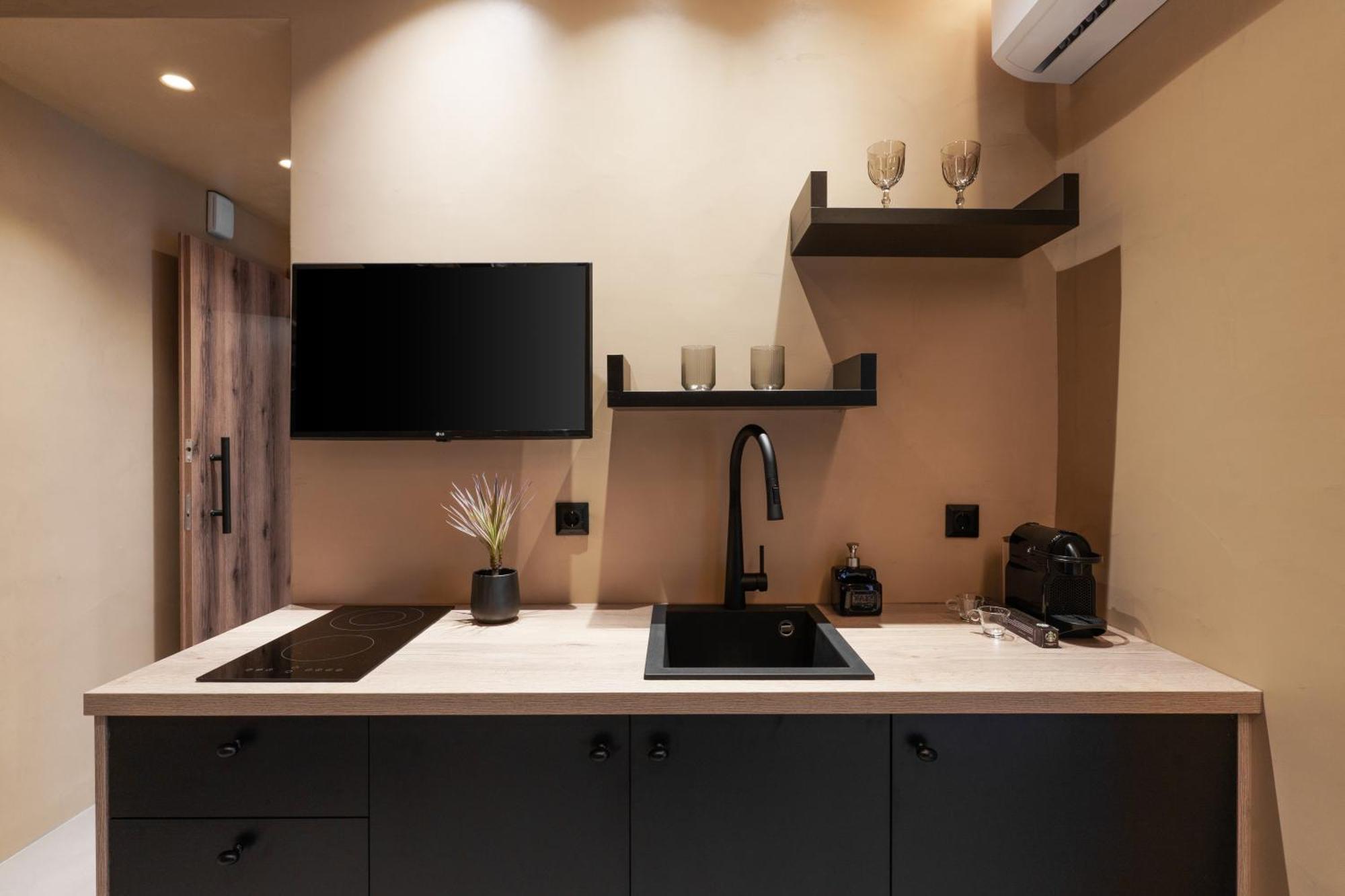 Acron 12 Penthouse Acropolis Suites เอเธนส์ ภายนอก รูปภาพ